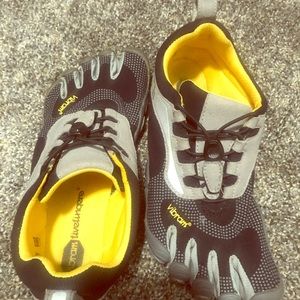 Vibram Bikila LS